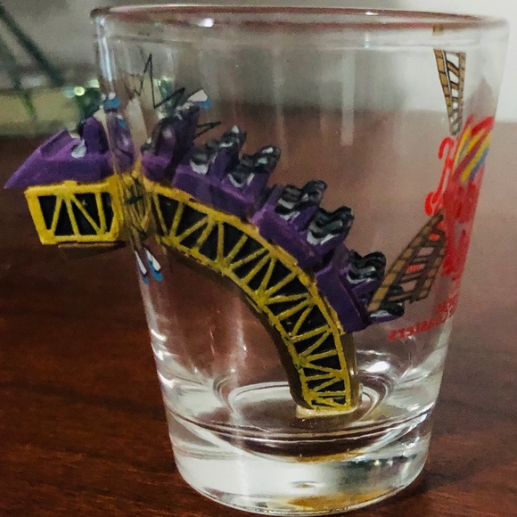 ❌SOLD❌ 9 Shot Glasses - Picture 16 of 16